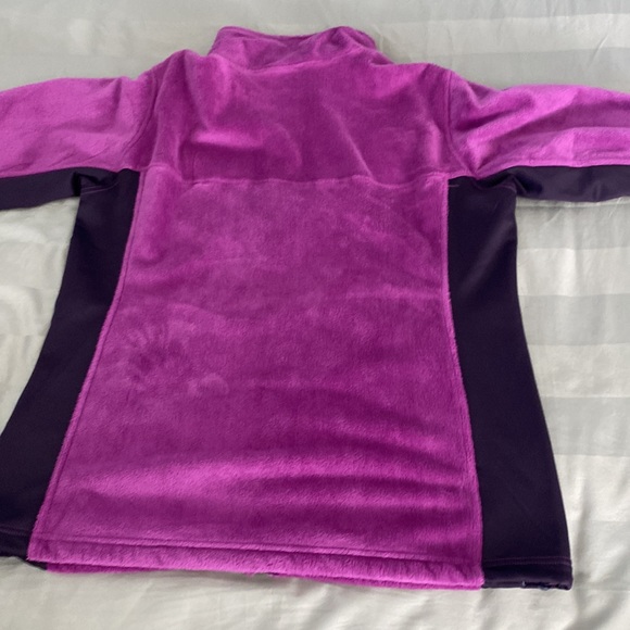 Mountain Hardware woman’s Large full zip fleece - Picture 10 of 10